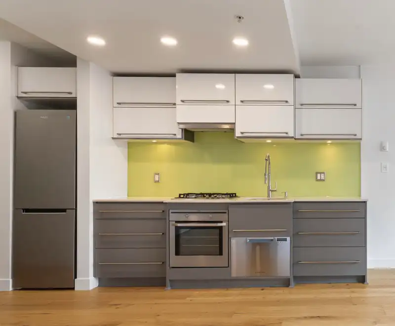 710 718 MAIN STREET - photo 4 of 25