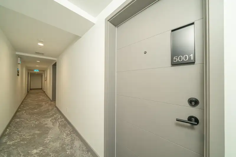 5001 3809 EVERGREEN PLACE - photo 2 of 40