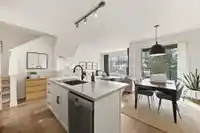 102 300 PANORAMA PLACE - thumbnail 1