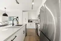 102 300 PANORAMA PLACE - thumbnail 5