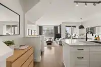 102 300 PANORAMA PLACE - thumbnail 10