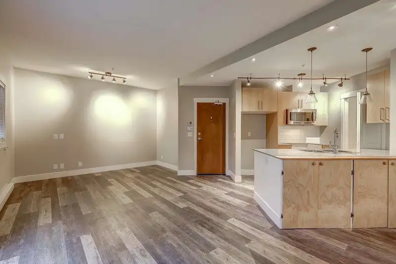 107 2943 NELSON PLACE - photo 3 of 35