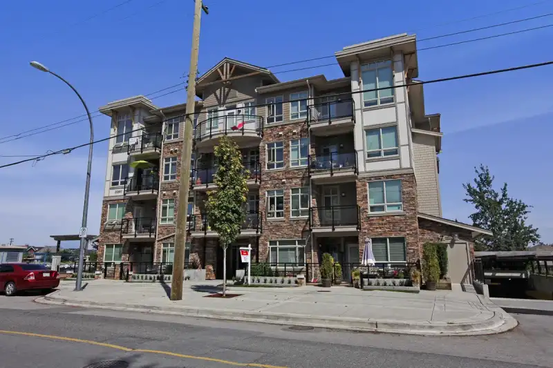 403 20861 83 AVENUE - photo 1 of 28