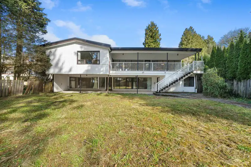 4672 NEVILLE STREET - photo 4 of 18