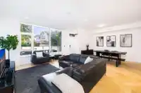 601 W 31ST AVENUE - thumbnail 4