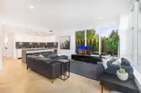 601 W 31ST AVENUE - thumbnail 7