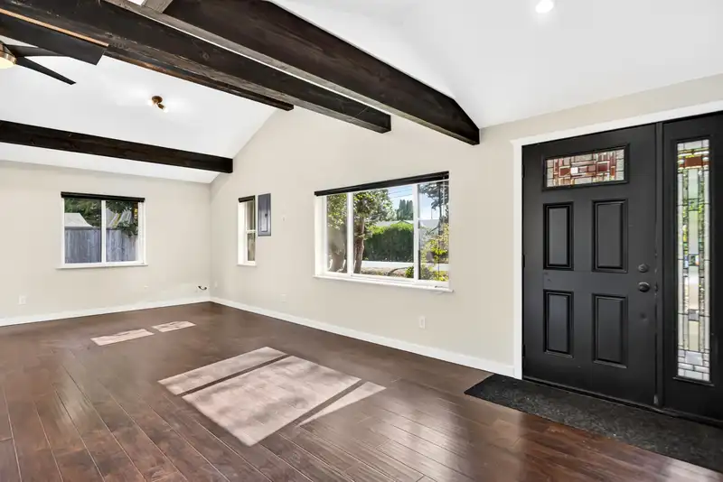 11078 PRINCESS STREET - photo 4 of 28