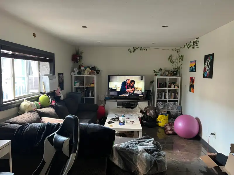 12473 114 AVENUE - photo 4 of 13