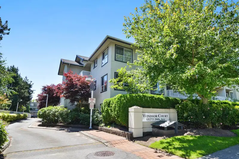 112 15272 20 AVENUE - photo 1 of 36