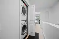 76 8438 207A STREET - thumbnail 30