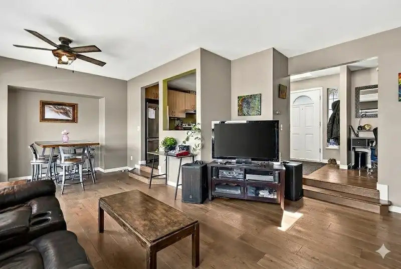 5796 TRAIL AVENUE - photo 2 of 36