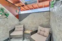 5955 189A STREET - thumbnail 19