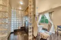 5955 189A STREET - thumbnail 22