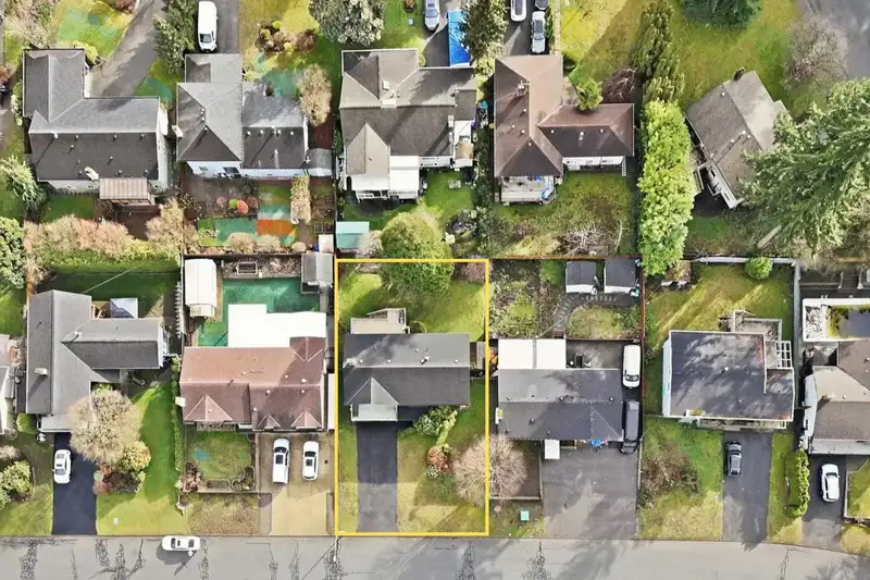 8803 DELWOOD DRIVE - photo 2 of 40