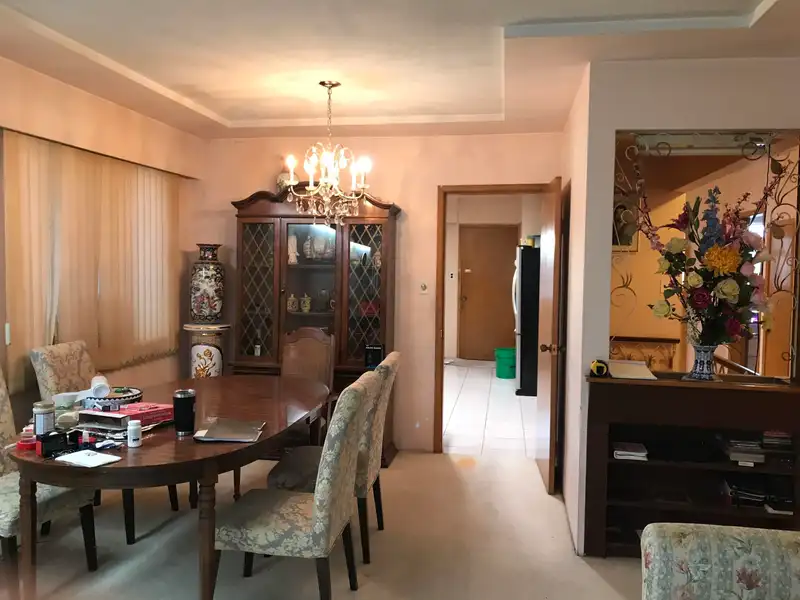 5771 SHERBROOKE STREET - photo 4 of 18