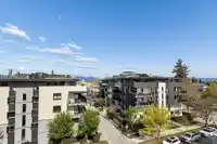 607 168 E 35TH AVENUE - thumbnail 8