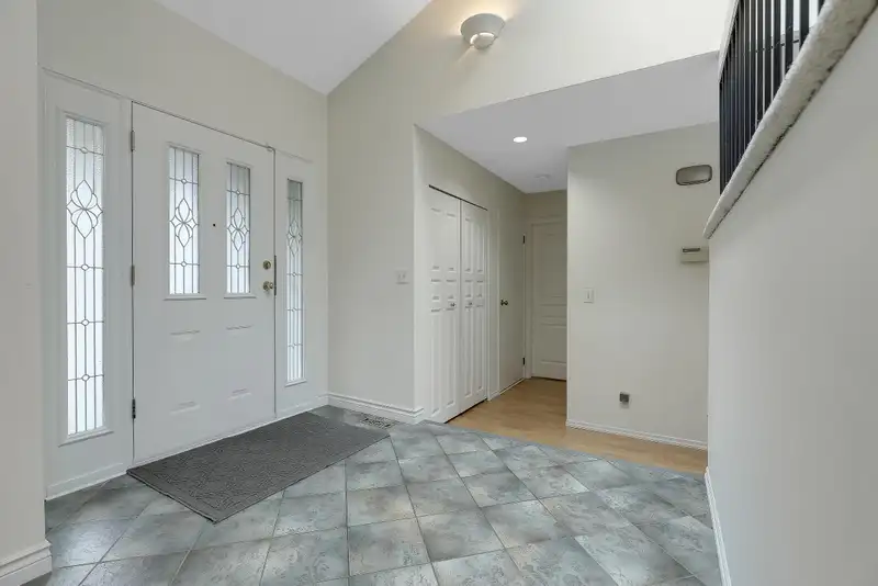 7181 BLAKE DRIVE - photo 4 of 36
