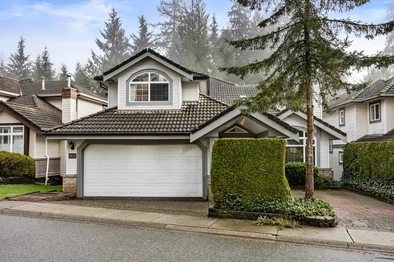 1612 PLATEAU CRESCENT - photo 1 of 37