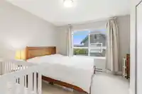 39 6868 BURLINGTON AVENUE - thumbnail 11