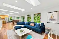 2360 MACKAY AVENUE - thumbnail 7