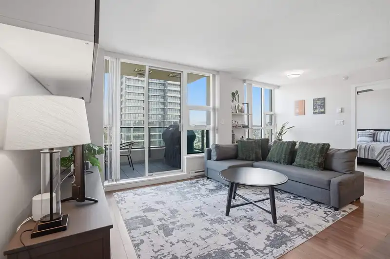 2605 2232 DOUGLAS ROAD - photo 4 of 20