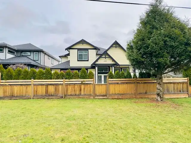 1892 KING GEORGE BOULEVARD - photo 2 of 11
