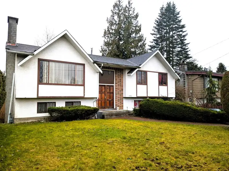 11812 85A AVENUE - photo 1 of 9