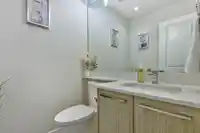 9 5311 ADMIRAL WAY - thumbnail 19