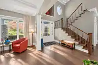 13756 18 AVENUE - thumbnail 6