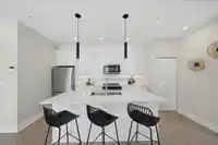 305 22335 MCINTOSH AVENUE - thumbnail 2