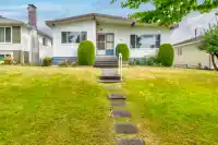 3053 E 16TH AVENUE - thumbnail 1