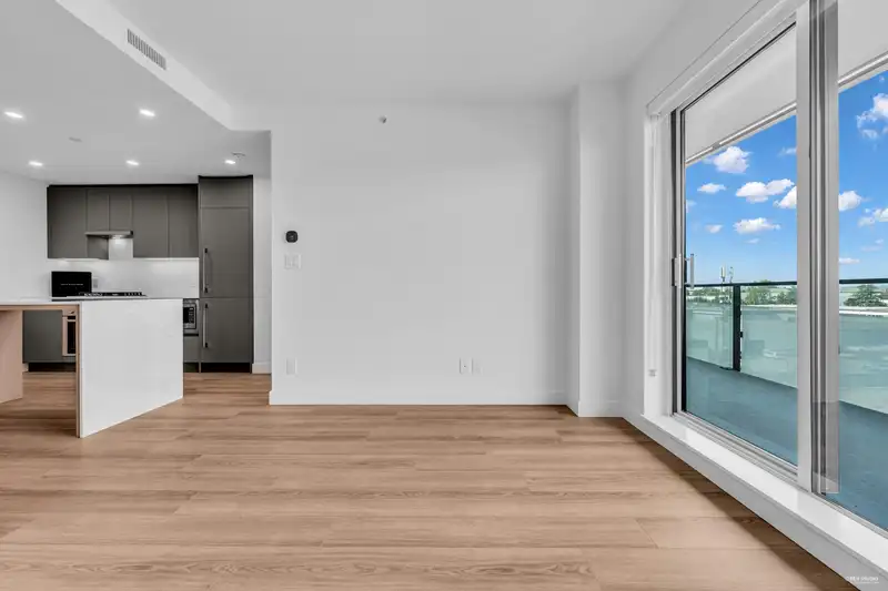 610 5593 NUMBER 3 ROAD - photo 2 of 29