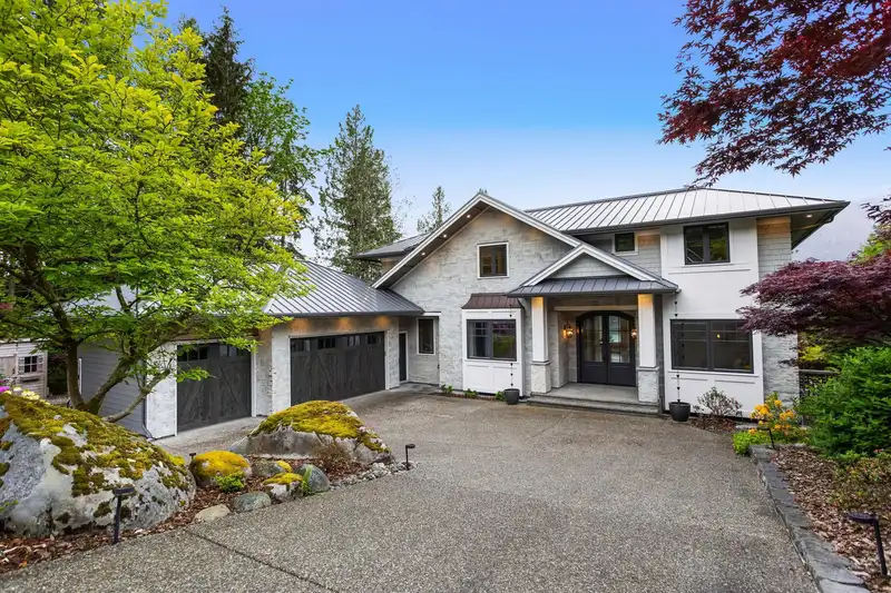 3377 SENKLER ROAD - photo 1 of 40