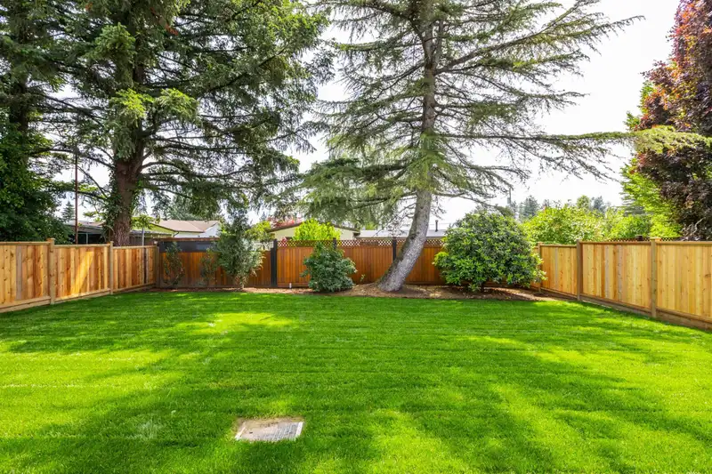 26528 29 AVENUE - photo 3 of 40