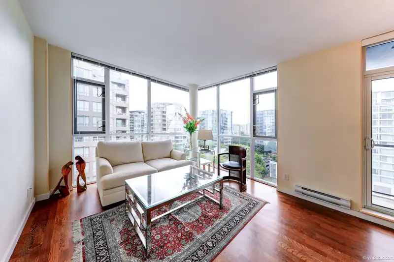 1005 6133 BUSWELL STREET - photo 2 of 27