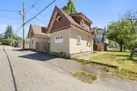 7789 HUDSON STREET - thumbnail 24