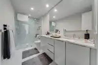 304 3100 WINDSOR GATE - thumbnail 12