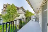 9 5388 201A STREET - thumbnail 12