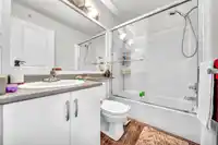 9 5388 201A STREET - thumbnail 22
