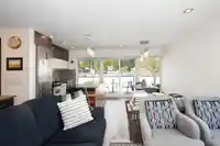 303 1845 BELLEVUE AVENUE - thumbnail 7