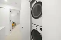 107 650 E 2ND STREET - thumbnail 25
