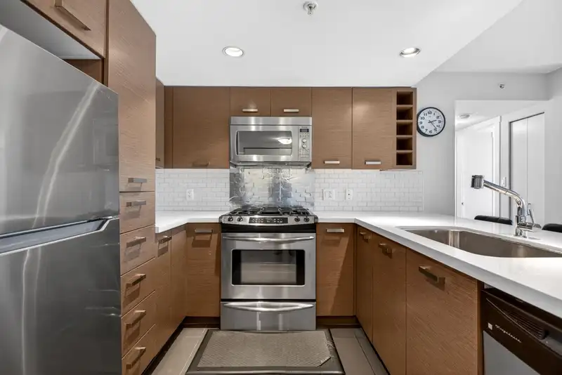 1706 8033 SABA ROAD - photo 4 of 19