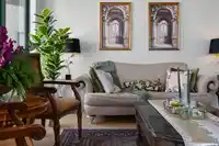 12D 328 TAYLOR WAY - thumbnail 13