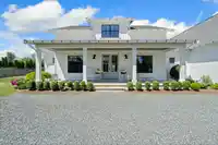 7019 264 STREET - thumbnail 1