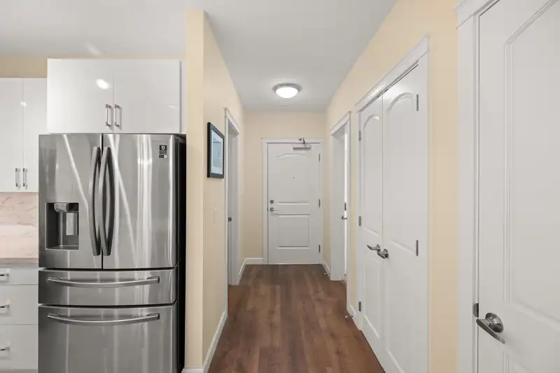 108 20367 85 AVENUE - photo 4 of 33