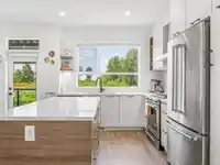 21 20150 81 AVENUE - thumbnail 2