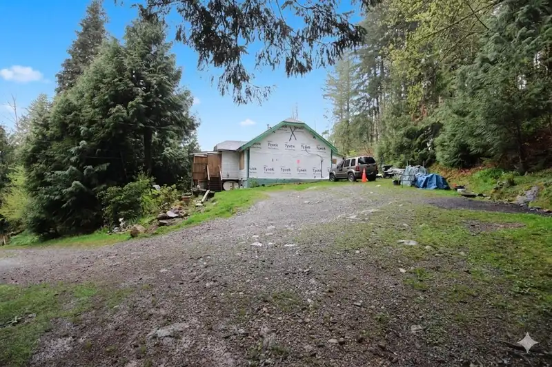 2391 LOUGHEED HIGHWAY - photo 1 of 11