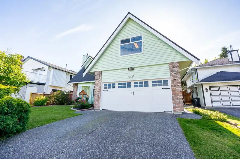 6625 WILLOUGHBY WAY - photo 2 of 40