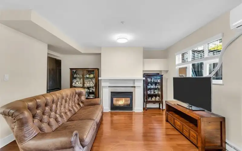 206 2071 W 42ND AVENUE - photo 3 of 24
