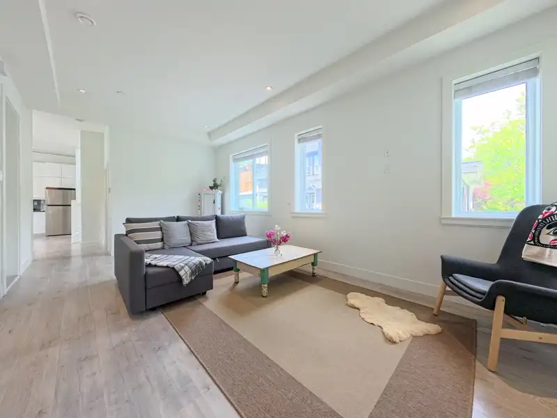 5855 ST. GEORGE STREET - photo 4 of 26